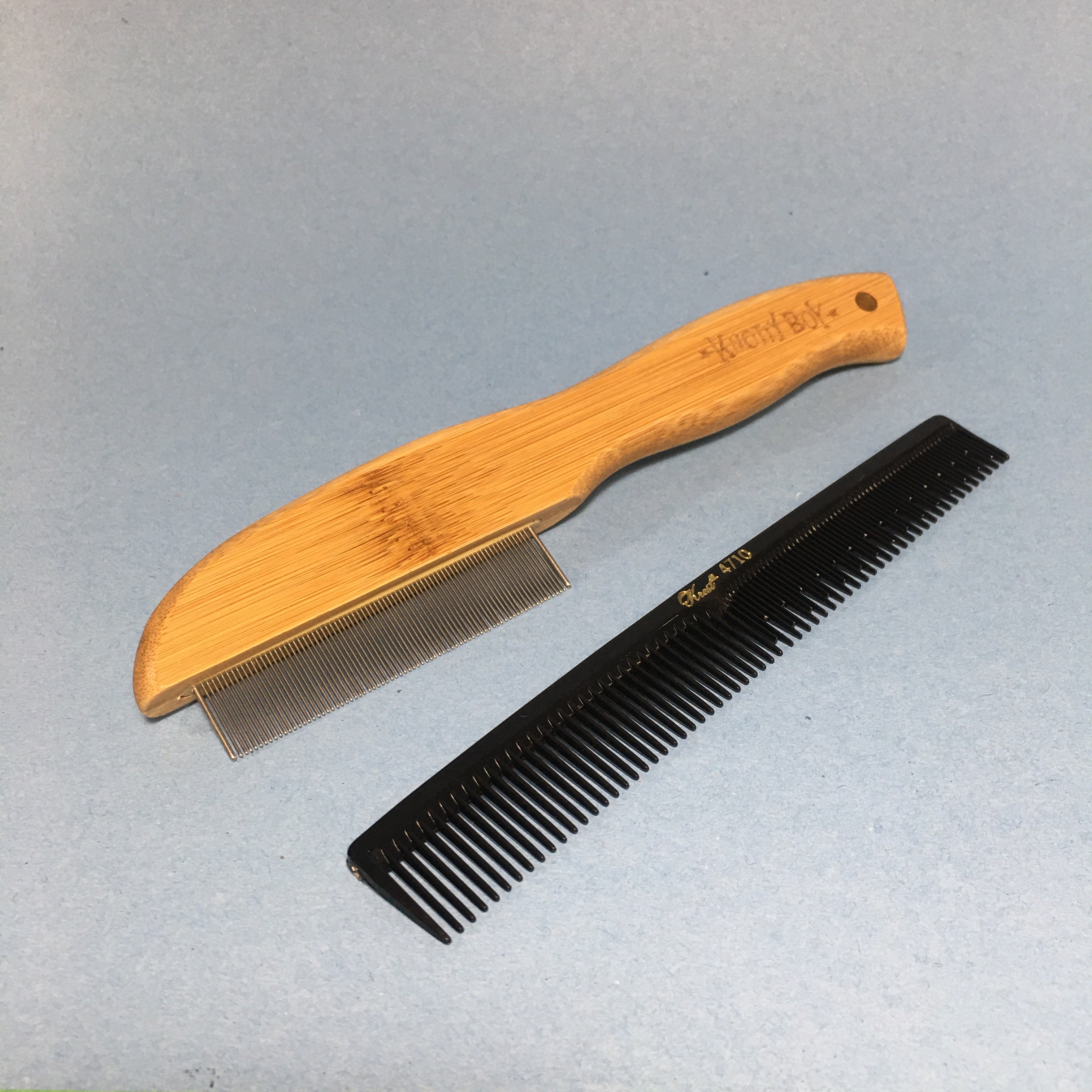 Want to buy a comb for your Dreads? Come to Dreadshop!